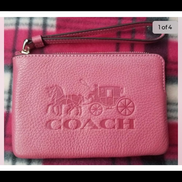 Coach Strawberry Haze Zip  Wristlet with Horse & Carriage. NWT - Picture 1 of 4